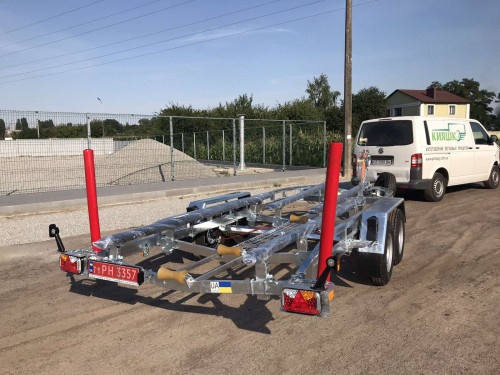 Two-axle trailer for transporting boats up to 6.3 #1